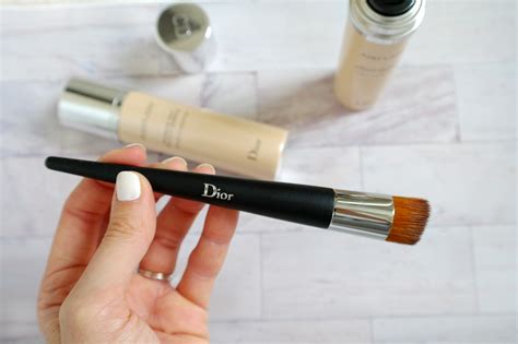 best brush to apply dior airflash foundation|Dior forever liquid foundation.